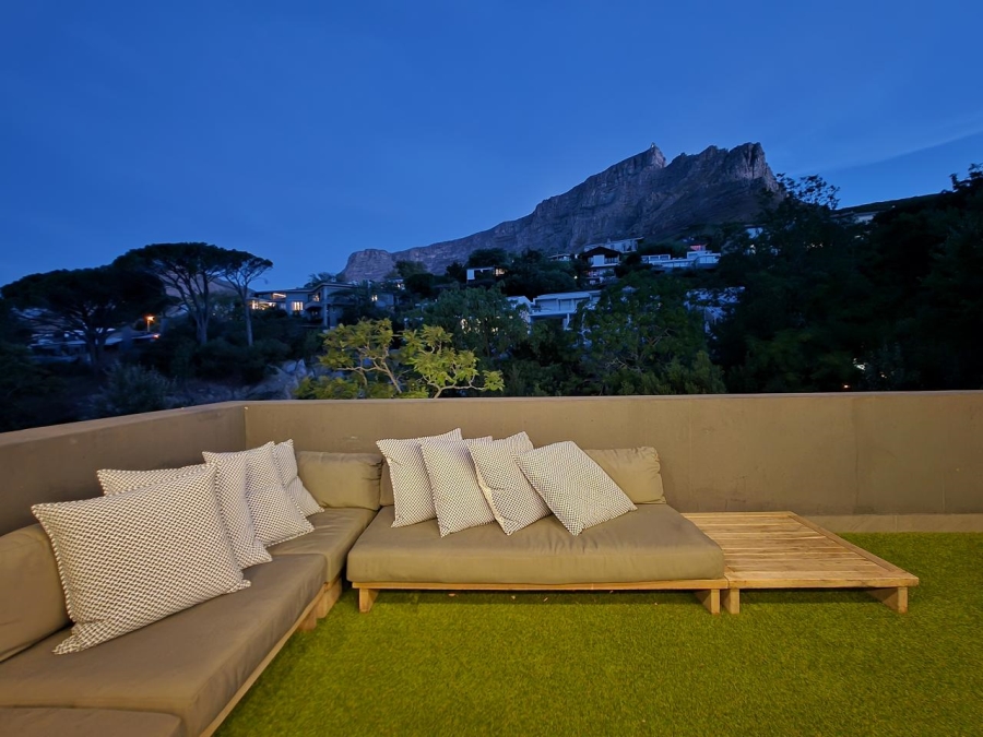 4 Bedroom Property for Sale in Higgovale Western Cape